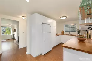 6226 44th Ave NE, Seattle, WA 98115 - Photo 10