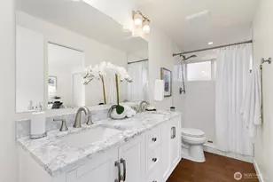 6226 44th Ave NE, Seattle, WA 98115 - Photo 18