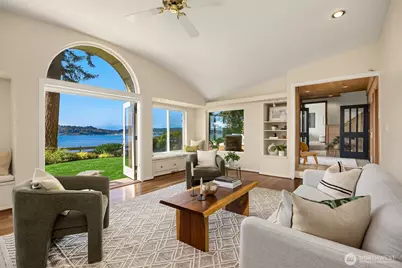 9549 Olympus Beach Road NE, Bainbridge Island, WA 98110 - Photo 8