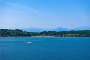 9549 Olympus Beach Rd NE, Bainbridge Island, WA 98110 - Photo 4