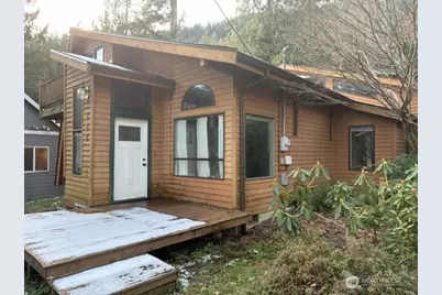 389 Rainbow Drive, Sedro Woolley, WA 98284 - Photo 2