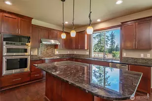 421 111th Ave E, Edgewood, WA 98372 - Photo 10