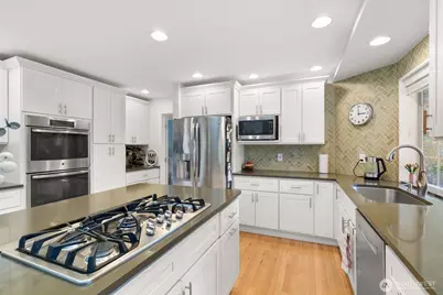 3515 Gainsborough Court SE, Olympia, WA 98501 - Photo 8