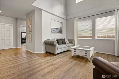 16902 23rd St Court E, Lake Tapps, WA 98391 - Photo 4