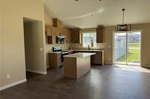 204 Douglas St, Longview, WA 98632 - Photo 10