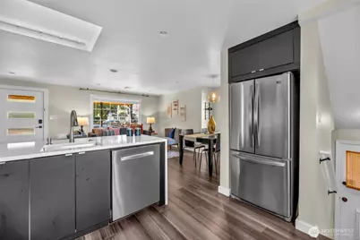 3206 22nd Avenue W, Seattle, WA 98199 - Photo 10