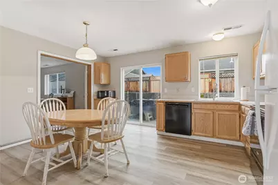 1720 Lincoln Park Circle, Wenatchee, WA 98801 - Photo 12