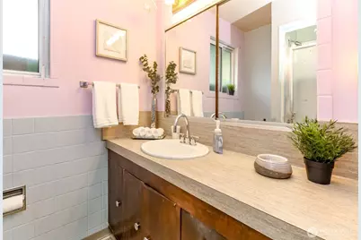 215 E 48th St, Tacoma, WA 98404 - Photo 18