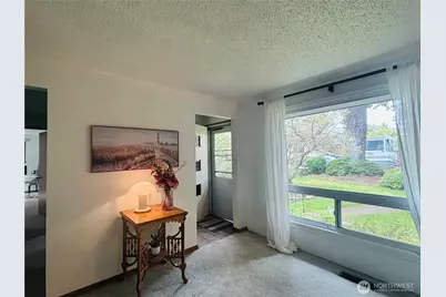 215 E 48th Street, Tacoma, WA 98404 - Photo 4