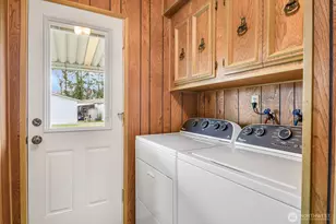 5900 64th St NE, Marysville, WA 98270 - Photo 16