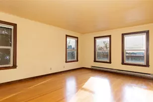 16 Valley St, Seattle, WA 98109 - Photo 32