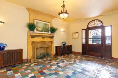 16 Valley Street, Seattle, WA 98109 - Photo 10