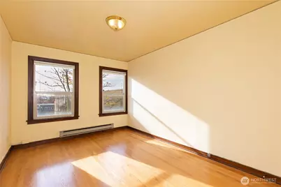 16 Valley Street, Seattle, WA 98109 - Photo 18