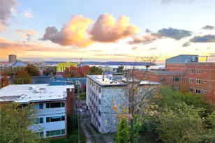16 Valley St, Seattle, WA 98109 - Photo 8