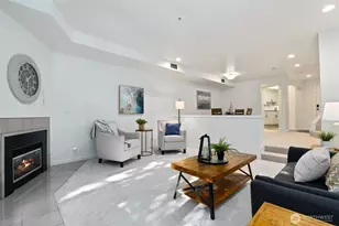 9039 NE Juanita Dr, Kirkland, WA 98034 - Photo 1