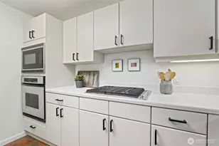 9039 NE Juanita Dr, Kirkland, WA 98034 - Photo 10