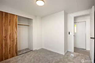 2240 W Broadway, Moses Lake, WA 98837 - Photo 22