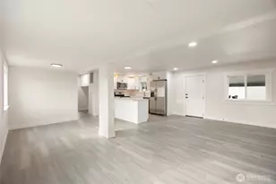 2240 W Broadway, Moses Lake, WA 98837 - Photo 8