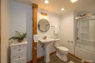 7577 Canyon View Dr, Glacier, WA 98244 - Photo 28