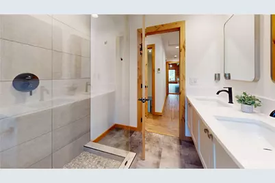 7577 Canyon View Drive, Glacier, WA 98244 - Photo 18