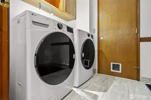 3114 210th St SE, Bothell, WA 98021 - Photo 10