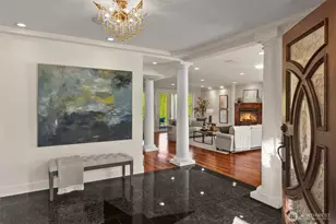 3725 Hollywood Dr NE, Olympia, WA 98516 - Photo 6