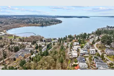 11921 90th Ave NE, Kirkland, WA 98034 - Photo 38