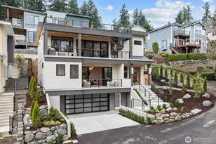 11921 90th Ave NE, Kirkland, WA 98034 - Photo 2