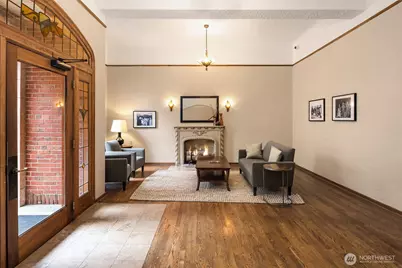 124 Warren Avenue N #302, Seattle, WA 98109 - Photo 18