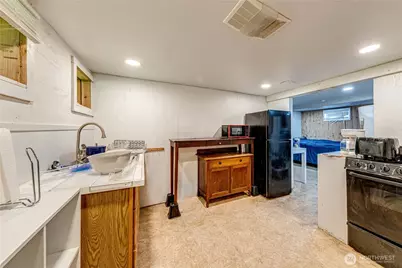 115 E 5th Street, Port Angeles, WA 98362 - Photo 30