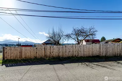 115 E 5th Street, Port Angeles, WA 98362 - Photo 38