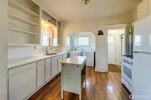 115 E 5th St, Port Angeles, WA 98362 - Photo 14