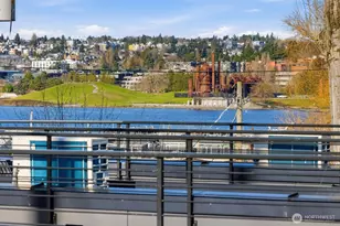 2010 Fairview Ave E, Seattle, WA 98102 - Photo 32