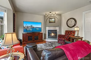 1226 S 35th St, Renton, WA 98055 - Photo 14