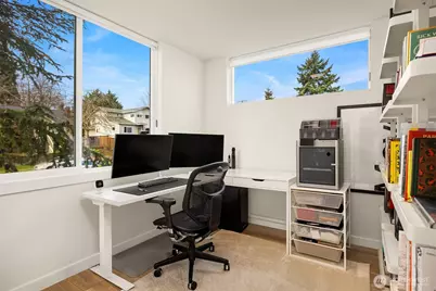 8606 Linden Avenue N, Seattle, WA 98103 - Photo 20