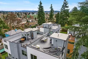 8606 Linden Ave N, Seattle, WA 98103 - Photo 30