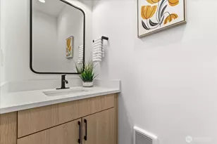 6530 18th Ave SW, Seattle, WA 98106 - Photo 6