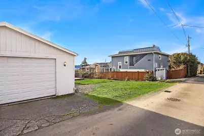 424 8th Avenue W, Kirkland, WA 98033 - Photo 12