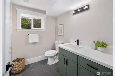 2734 Sunset Drive W, University Place, WA 98466 - Photo 26