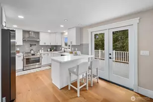 2734 Sunset Dr W, University Place, WA 98466 - Photo 12