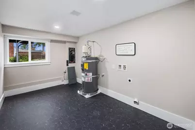 2734 Sunset Drive W, University Place, WA 98466 - Photo 30