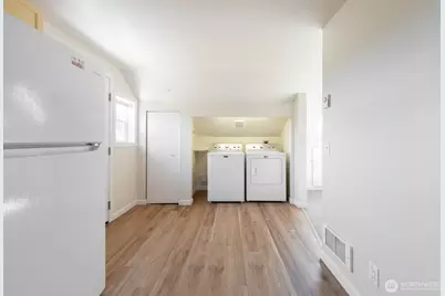 3827 Wetmore Avenue, Everett, WA 98201 - Photo 6