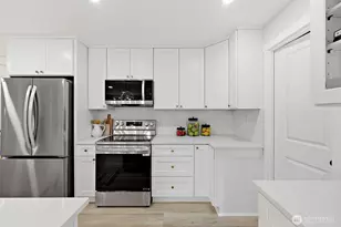 30201 S Creek Rd E, Graham, WA 98338 - Photo 14