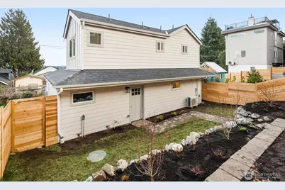 2330 17th Avenue S, Seattle, WA 98144 - Photo 26