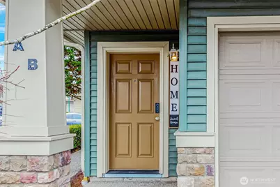 6207 Hazel Loop SE #B-18, Auburn, WA 98092 - Photo 2