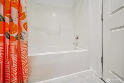 6207 Hazel Loop SE #B-18, Auburn, WA 98092 - Photo 18