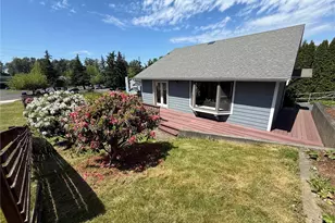 1803 Woburn St, Bellingham, WA 98229 - Photo 2
