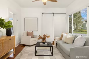 516 W Howe St, Seattle, WA 98119 - Photo 10