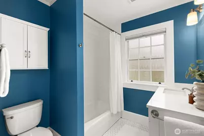 4405 Montana Circle W, Seattle, WA 98199 - Photo 18