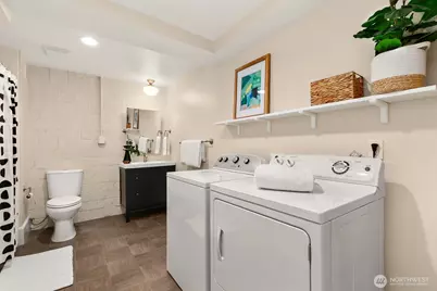 4405 Montana Circle W, Seattle, WA 98199 - Photo 22